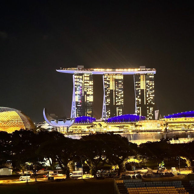 Sip Cocktails with a View at Smoke and Mirrors Bar