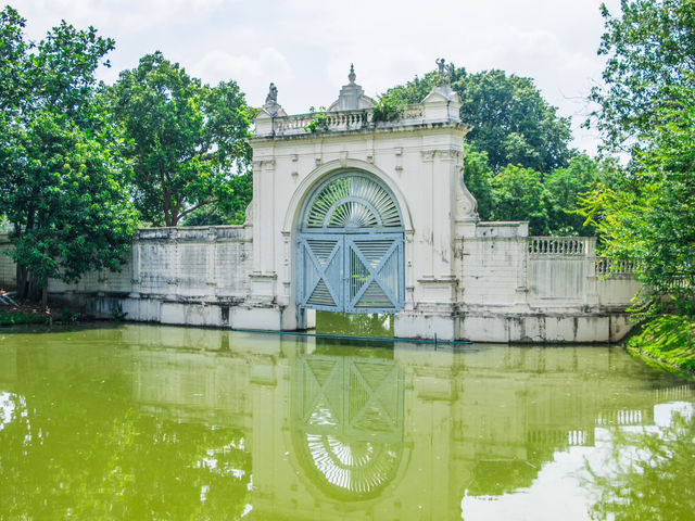 พระที่นั่งอุทยานภูมิเสถียร 