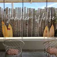 คาเฟ่ พัทยา ติดทะเล Summer house Pattaya