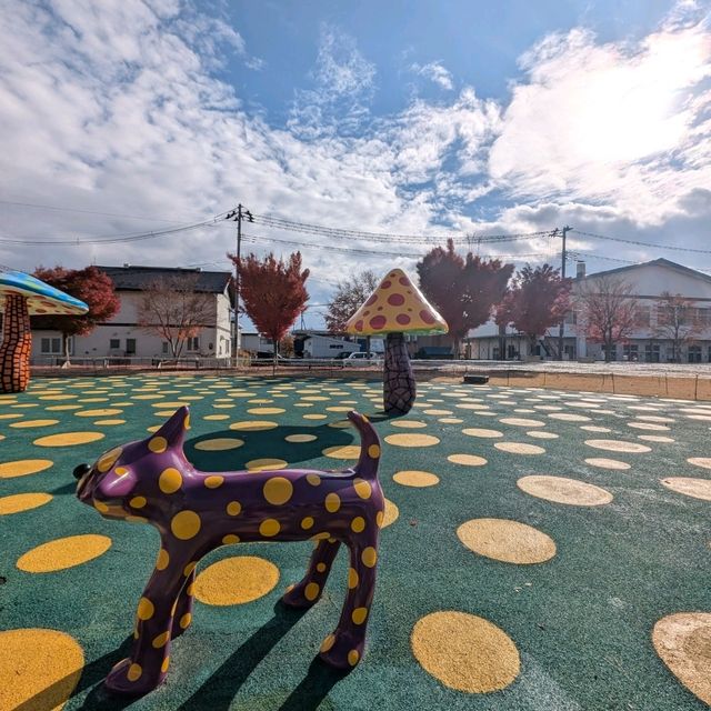 🇯🇵青森「十和田美術館」藝術與童心共舞，整座城市都是美術館！