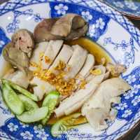  ตั๋นโบข้าวมันไก่เยาวราช เปิดใหม่ [สุทธิสาร]