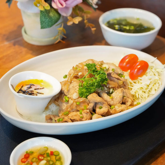 Baan Chan  Ayutthaya