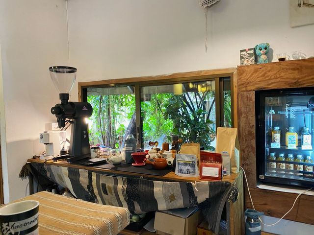 Hoklhong Cafe | ฮกหลง คาเฟ่ เชียงดาว