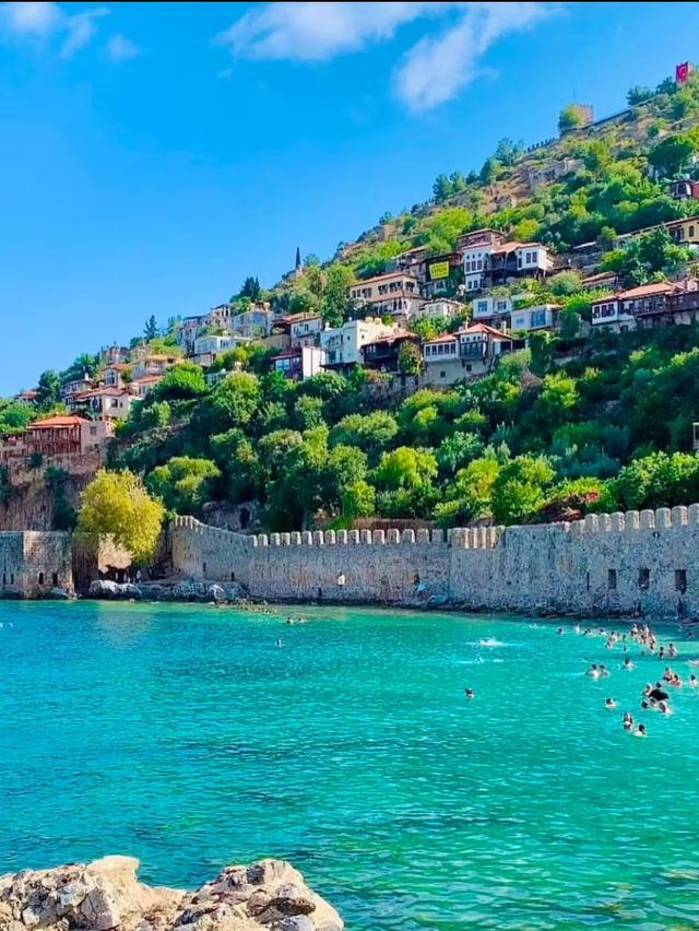 Alanya: A Beach Paradise on the Turkish Riviera 