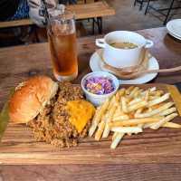 Unique Cafe Vibes at SOUL TREE in Futako-Tamagawa