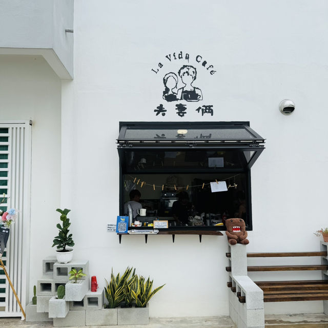 LaVida Cafe: A Hidden Gem Worth Exploring 🌵