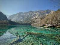 ทะเลสาบที่สวยที่สุดใน “จิ่วจ้ายโกว” ให้ตรงมาที่นี่