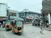 Hyderabad’s Chaotic Charm on Wheels