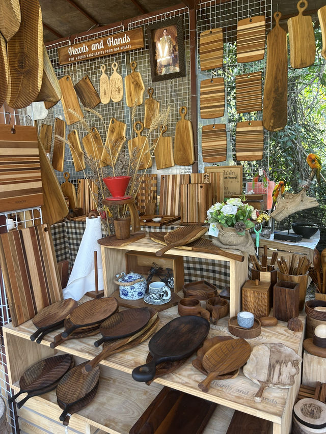 【週末限定！】ココナッツマーケット🥥チェンマイ🇹🇭