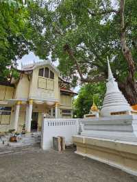 วัดราชาธิวาสวัดโบราณเก่าแก่