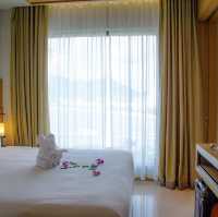  Amari Phuket โรมแรมที่อยู่ใกล้ชิดธรรมชาติ