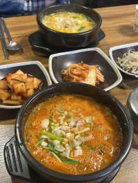 【韓国・ソウル】どじょうのスープ料理　チュオタン