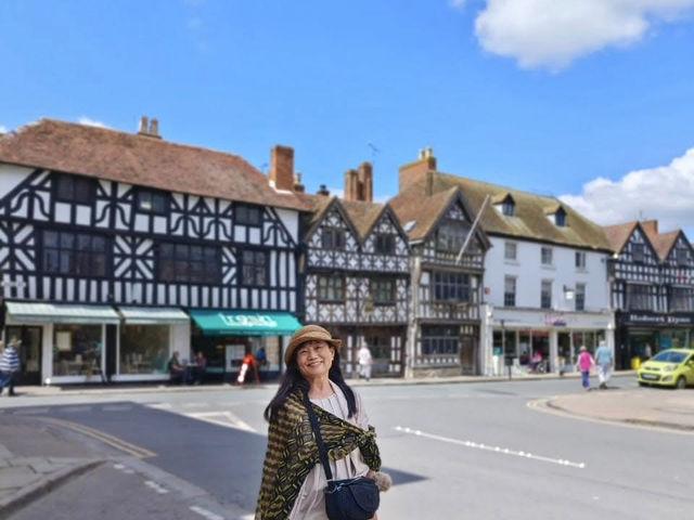 英式鄉村科茲窩Cotswolds的水上伯頓Bourton on the water 