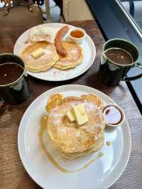 THE MORNING FOLKS OSHIAGE: A Perfect American Breakfast in Tokyo