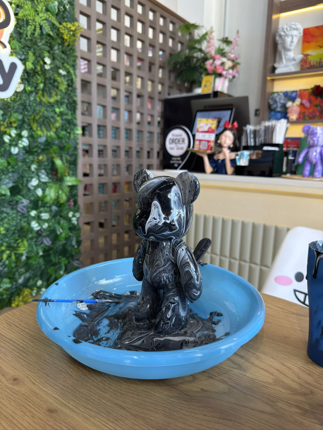 คาเฟ่สุดคิ้วที่สาย Art & Toy ต้องไม่พลาด
