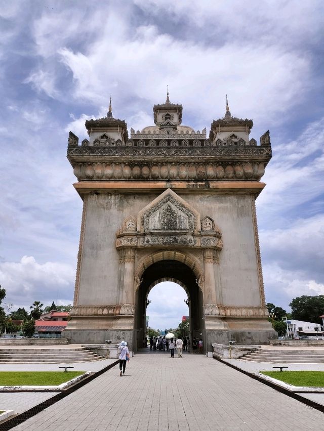 昨年開業！タイ国鉄でビエンチャンからバンコクへ〜