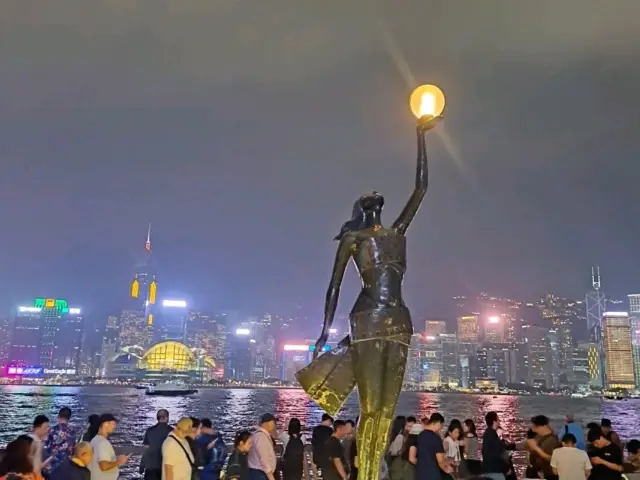 Million Dollar Night View Spots in Hong Kong
