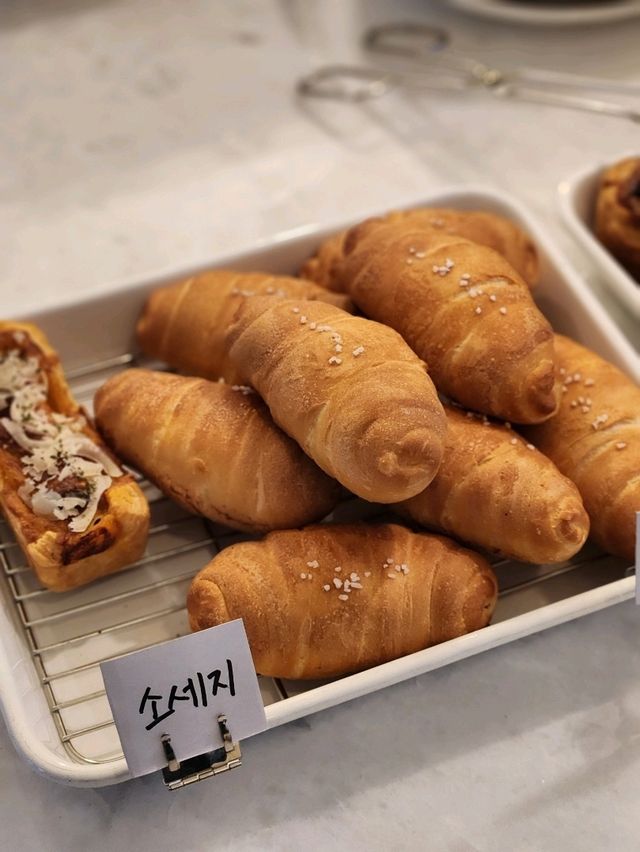 💛공주 제민천뷰 감성 카페, "르코티"💛