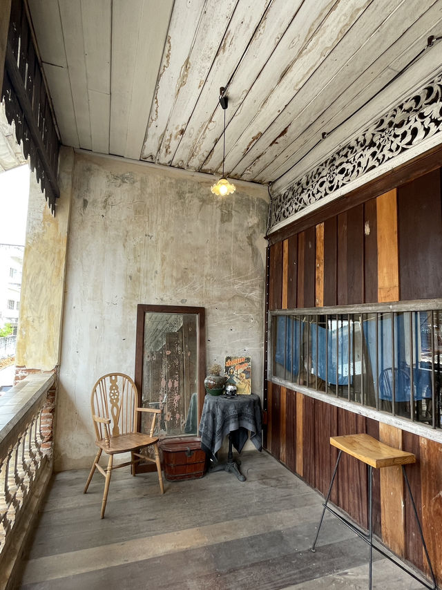 🏡คาเฟ่ในอาคารไม้เก่า กว่า 110 ปี 🏡