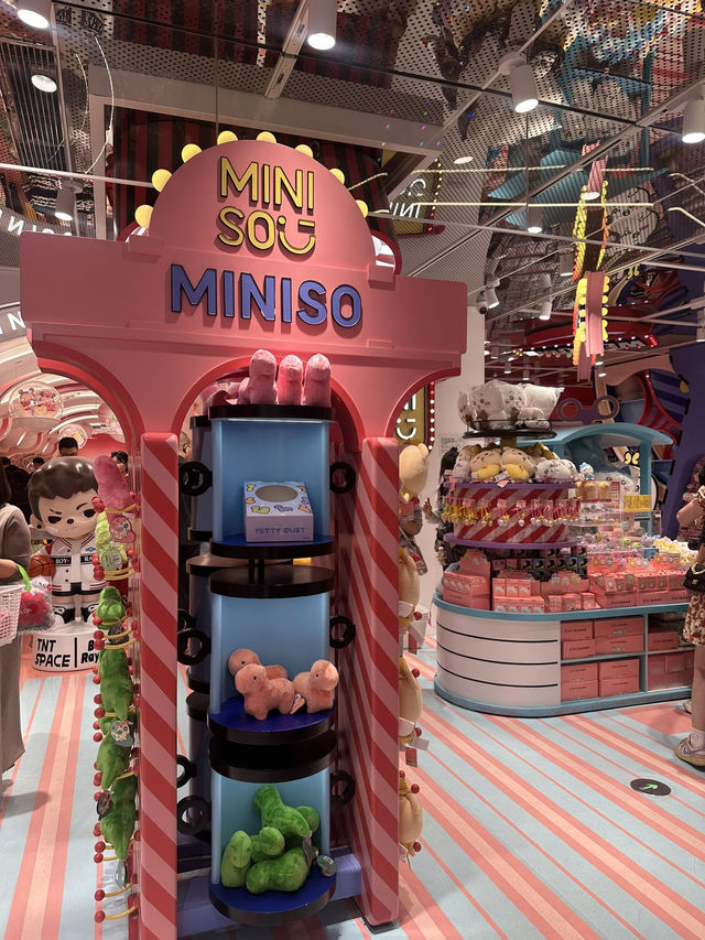 【中国🇨🇳上海】まるで雑貨の遊園地🎡MINISO LAND