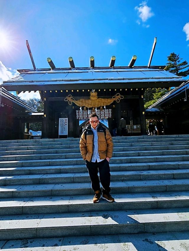 Sacred Winter Serenity at Hokkaido Shrine: A Snow‑Cloaked Shinto Retreat