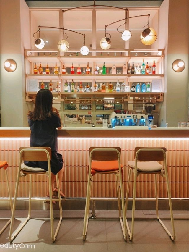 【バンコク】プールサイドでくつろげる！Baby Bar Bangkok