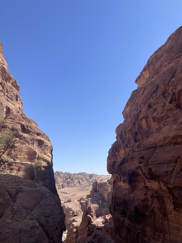 約旦🇯🇴的佩特拉之旅（來回26公里的走路）