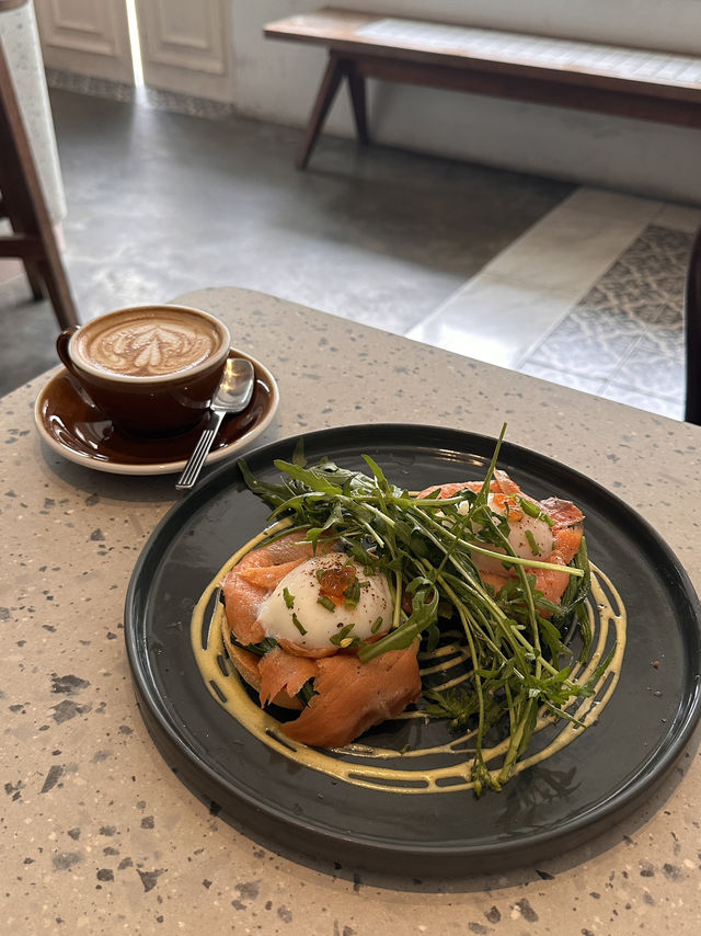 Aesthetic Mornings at The Replacement Café ☁️✨ 