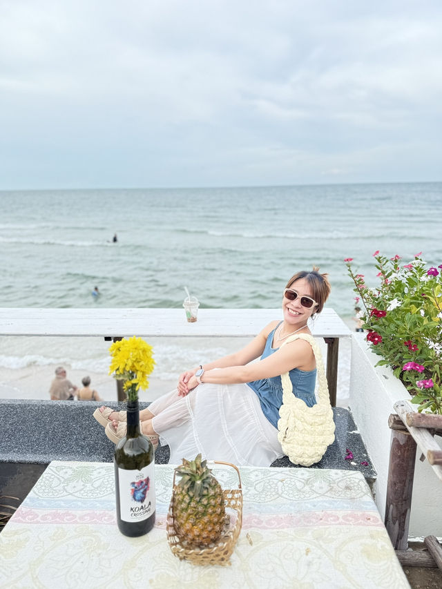 คาเฟริมทะเลหัวหิน vibe ดีมาก มาแรงในตอนนี้