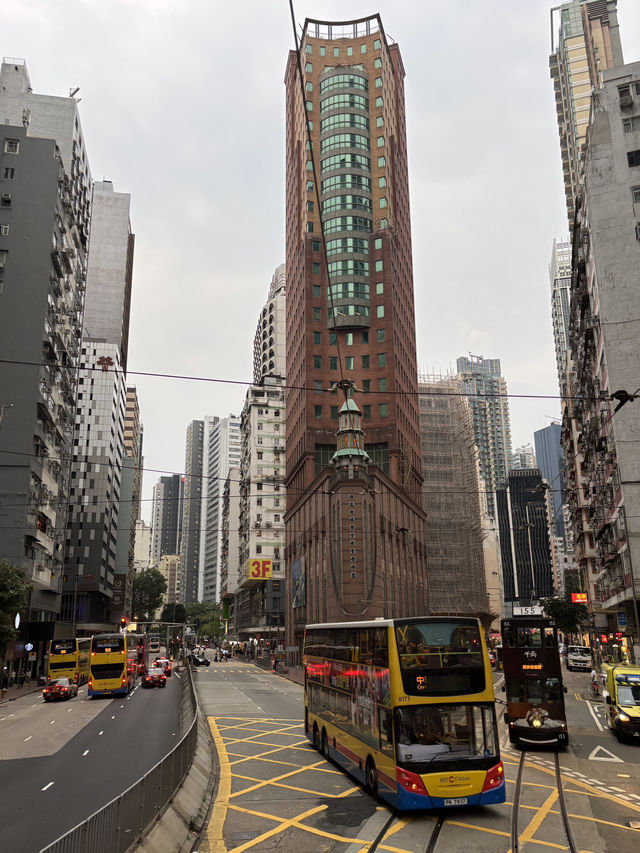 香港島のトラムで市街地観光
