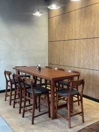 Sips Cafe Bar Cafe ย่านสาทร