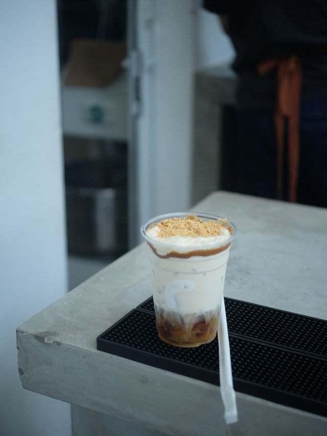 คาเฟ่นนทบุรี • High Coffee Roaster and Patissier