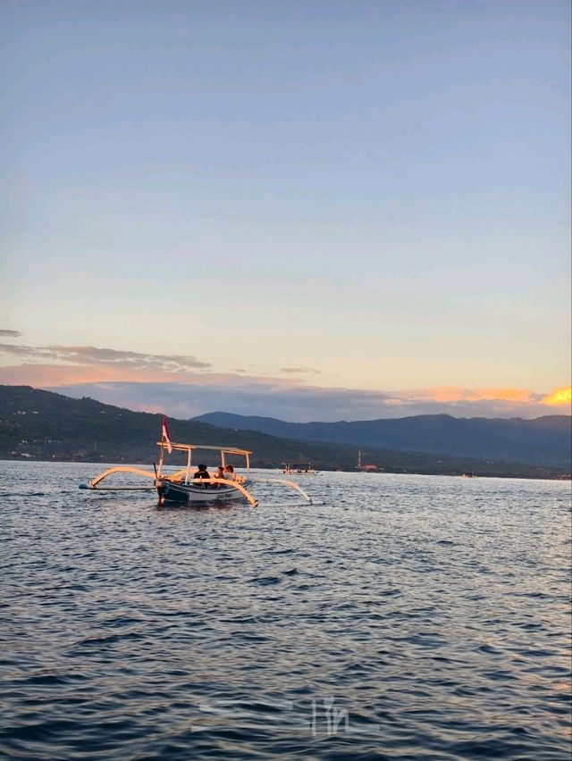 #หาดโลวิน่า #บาหลี