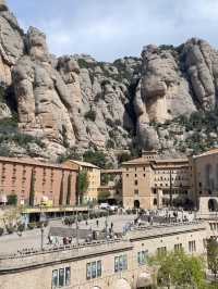 Hola Barcelona เมืองแห่งสถาปัตยกรรมสุดฮิป