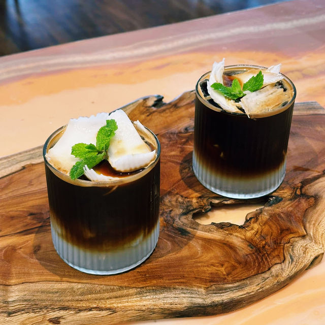 PIER 66 Café : คาเฟ่ริมทะเล ในท่าเรือโอเชี่ยนฟร้อน