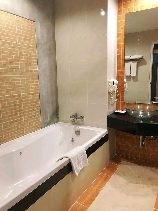 Prima Hotel Pattaya ที่พักใกล้หาดวงศ์อมาตย์