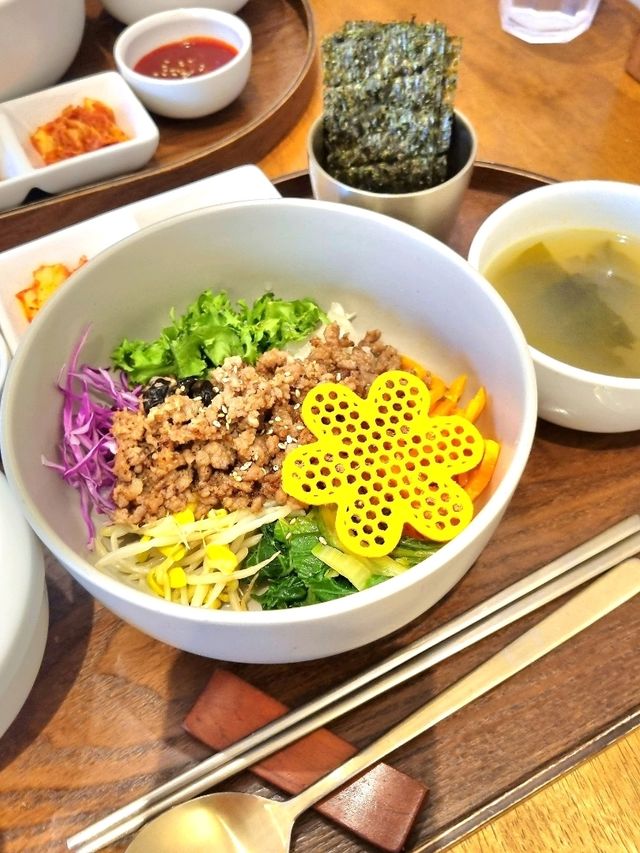 미쉐린 비빔밥 맛집, 비비재🍚