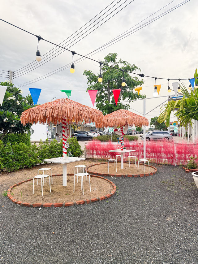 Yoohoo - ยู้ฮู ร้านขนมหวานย่านสันทราน