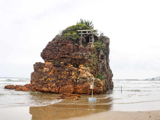 【島根県】 八百万の神々を迎える神事の浜『稲佐の浜』🌊