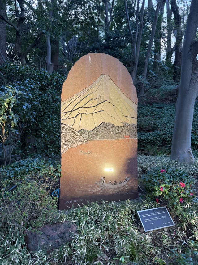 A Day of Sophisticated Sights in Akasaka