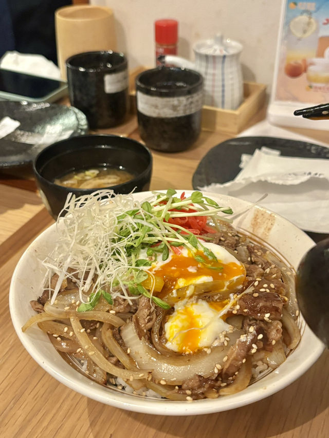 【西環】Kome Kushi：必試招牌壽喜燒牛肉鍋定食