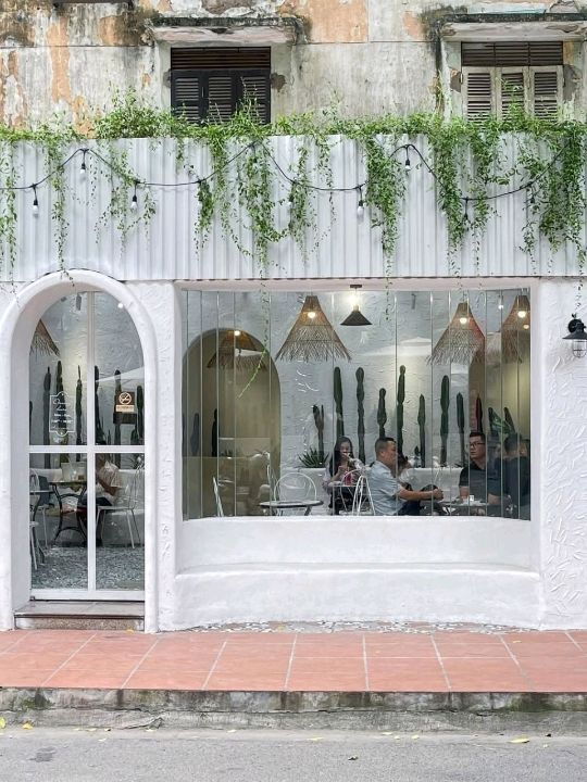 The Hideout Garden Cafe The Hideout Garden Cafe