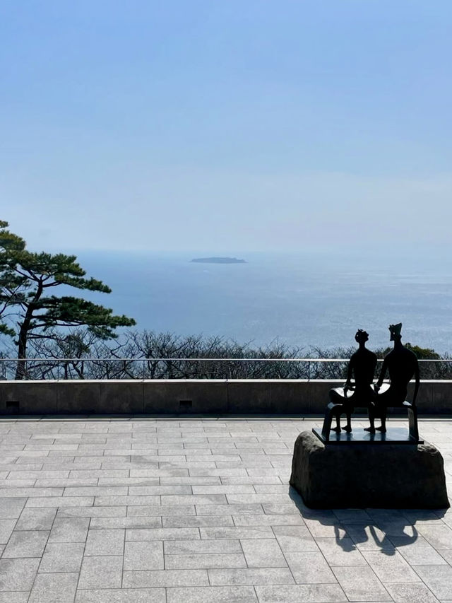A Day of Art and Beauty in Atami