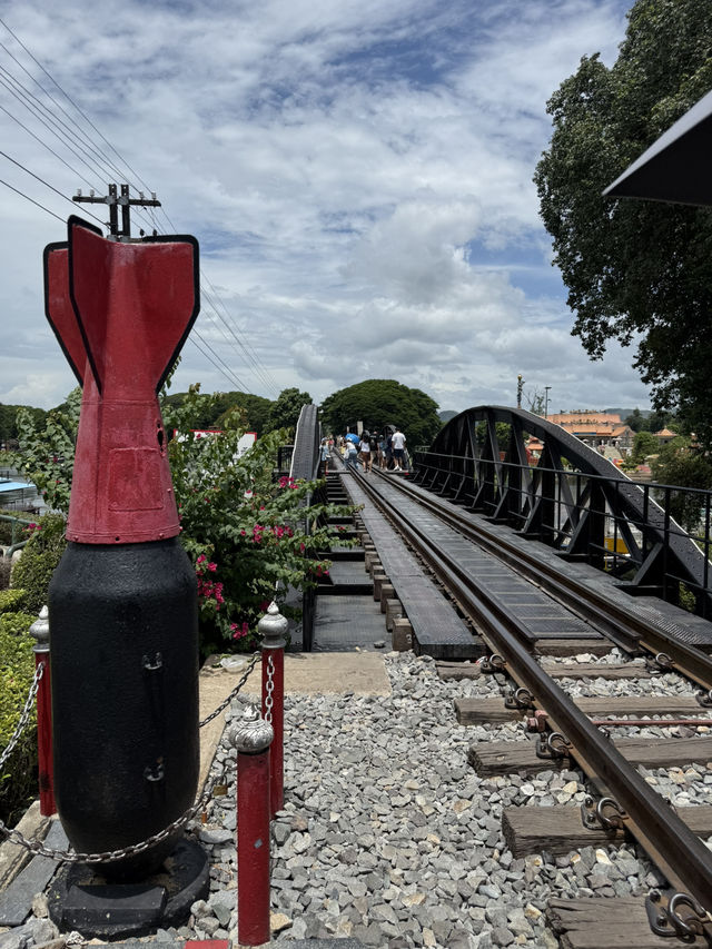 Weekend gateaway to Kanchanaburi and Bangkok
