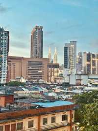 “Khám Phá Kuala Lumpur: Bí Kíp Di Chuyển Miễn Phí Đến Petronas KLCC & Từ Sân Bay Về Khách Sạn”