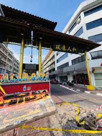 Art Up High — The Giant Mural That Watches Over KK