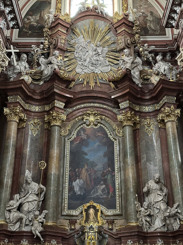 A Free Sanctuary: My Quiet Moments in Poznań’s Basilica