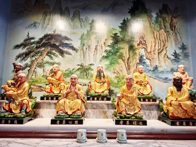 ขอเนื้อคู่ที่ Sanfeng Temple✨️