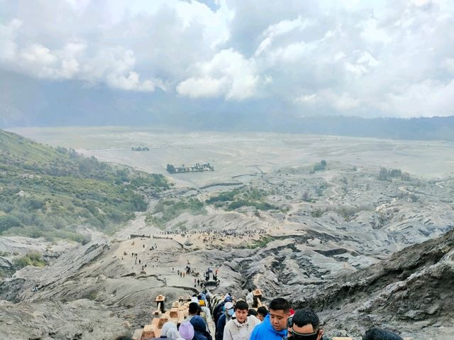 Bromo Volcano: An Unforgettable Encounter with Nature’s Power 🌋
