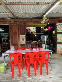 ข้าวซอยฮาลีมา แม่สะเรียง (Halima Khao Soi)